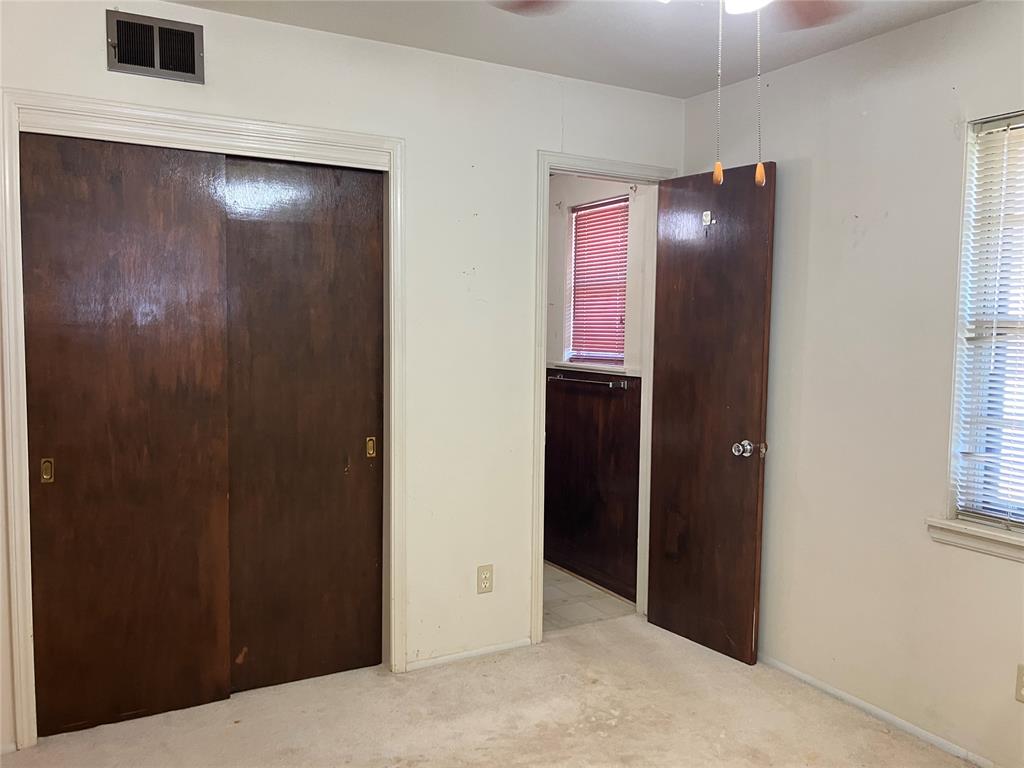 920 W Mitchell Drive Property Photo 19