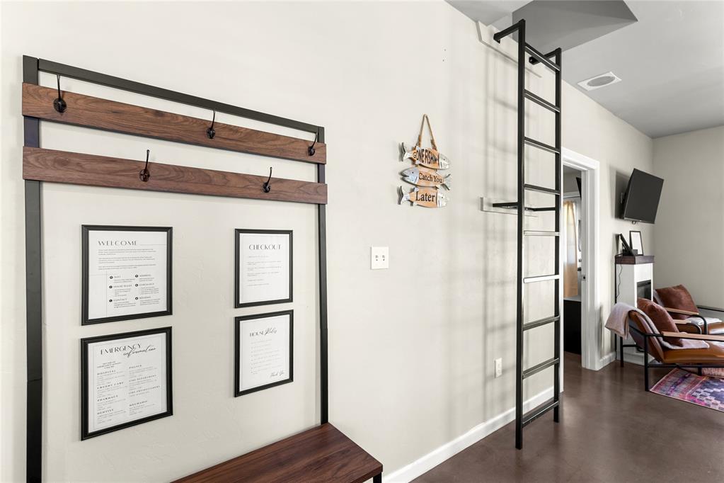 1244751 Property Photo 13
