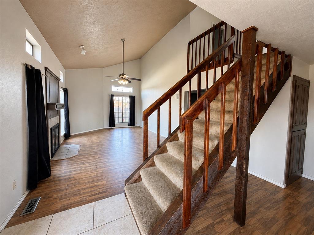 526 Clover Road Property Photo 2