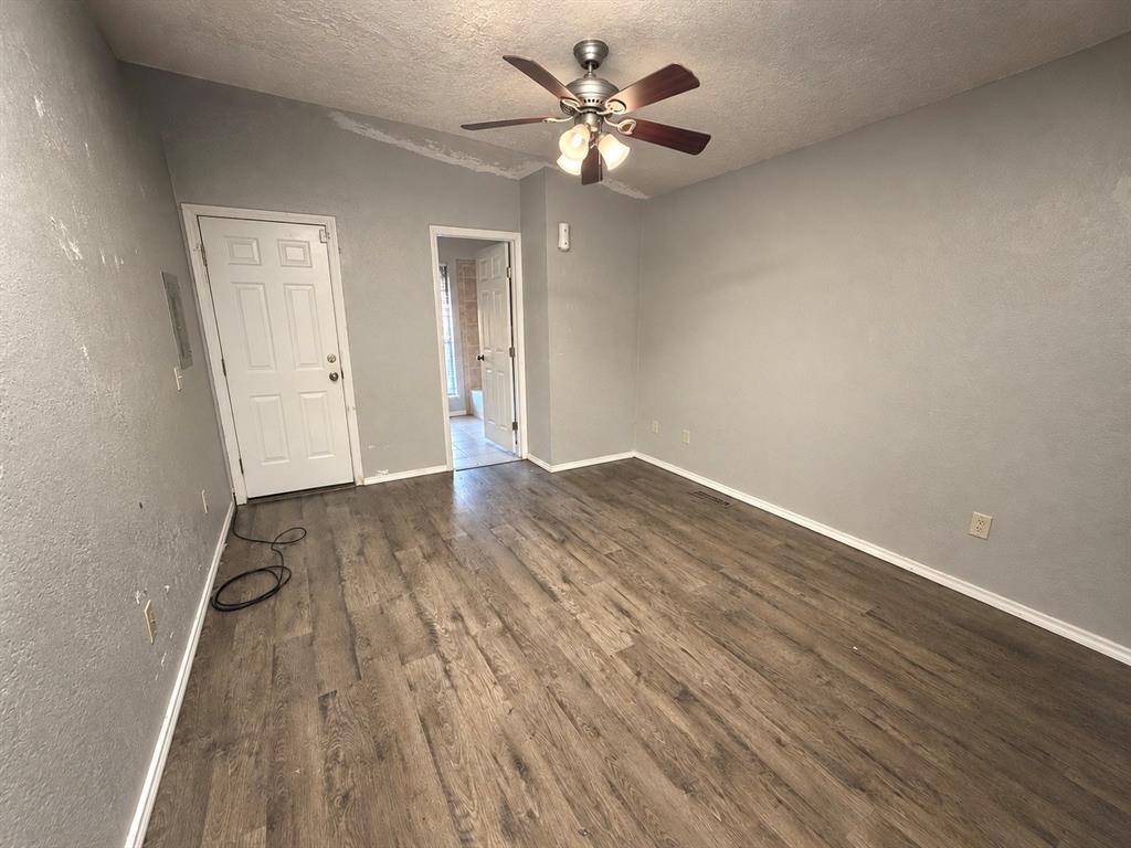 526 Clover Road Property Photo 7