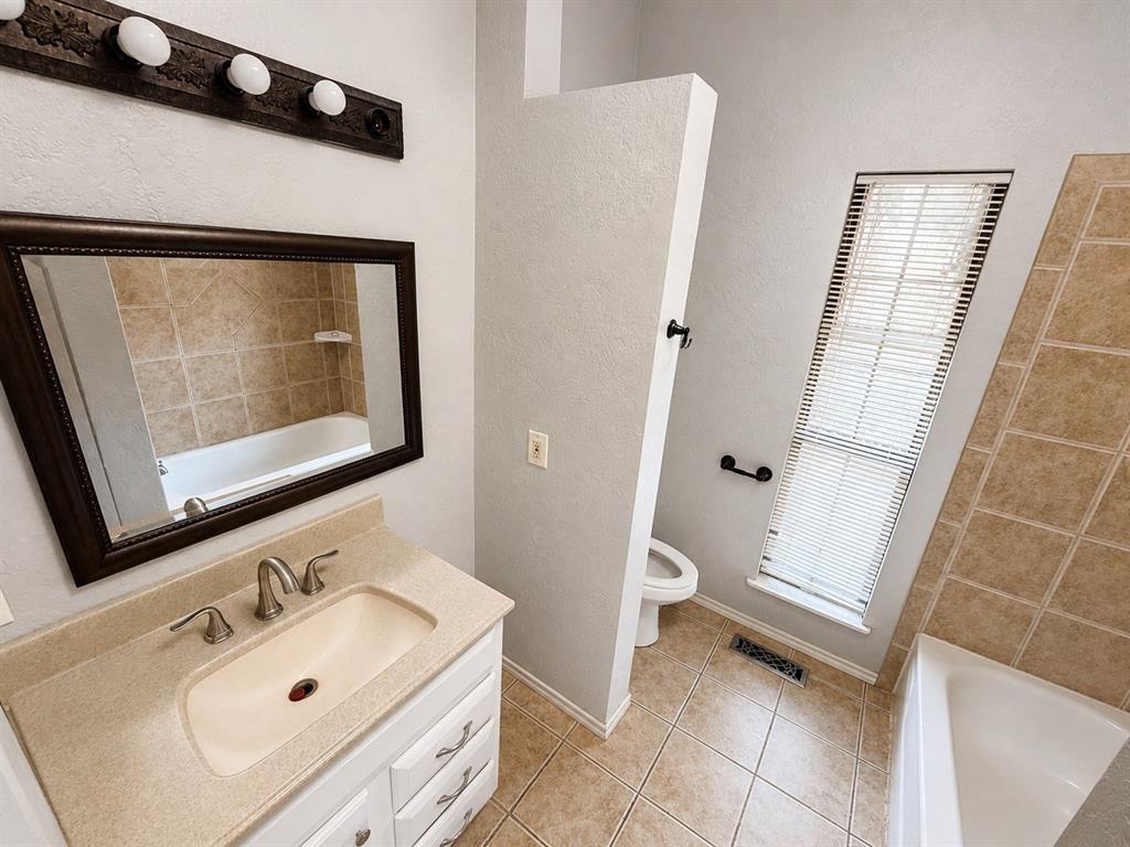 526 Clover Road Property Photo 8