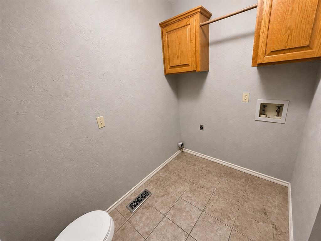 526 Clover Road Property Photo 10