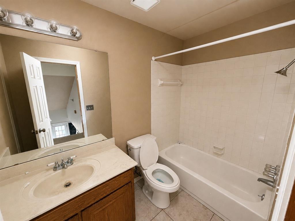 526 Clover Road Property Photo 11