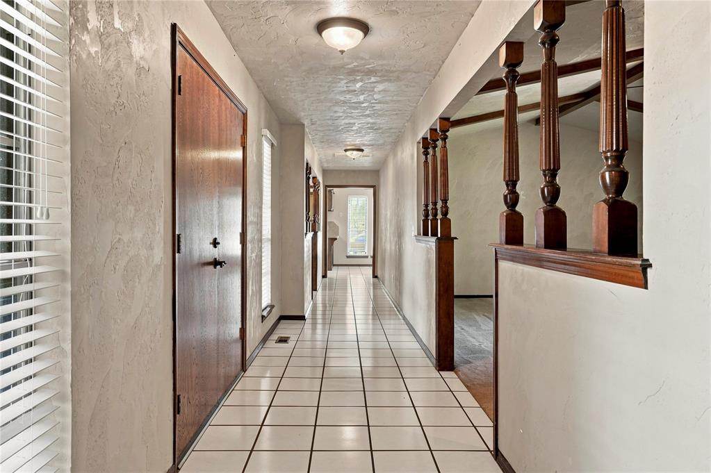 5212 Eden Drive Property Photo 3