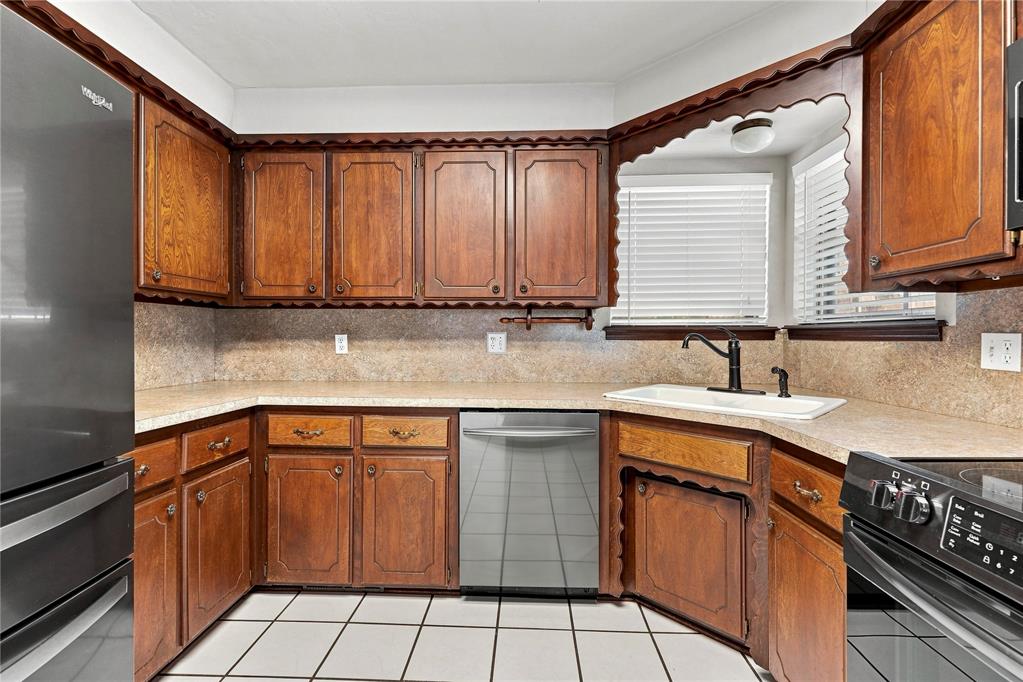 5212 Eden Drive Property Photo 15