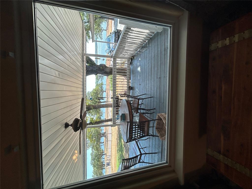 7033 N Lake Front Road Property Photo 2