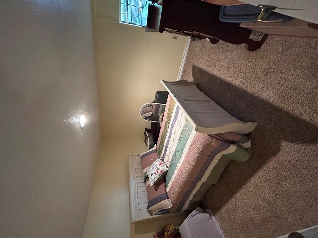 7033 N Lake Front Road Property Photo 34