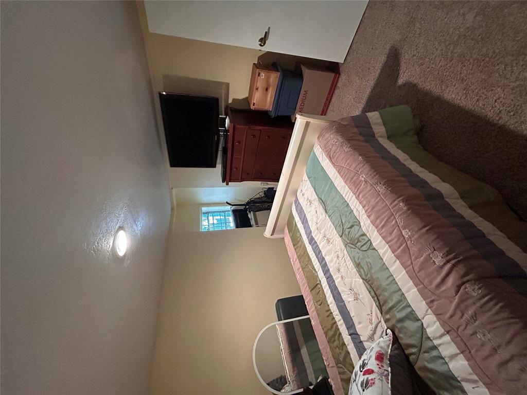 7033 N Lake Front Road Property Photo 35