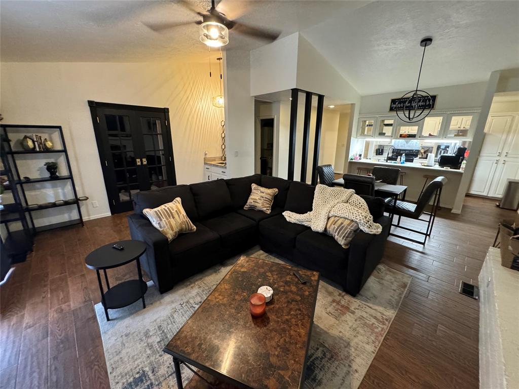 1244772 Property Photo 5