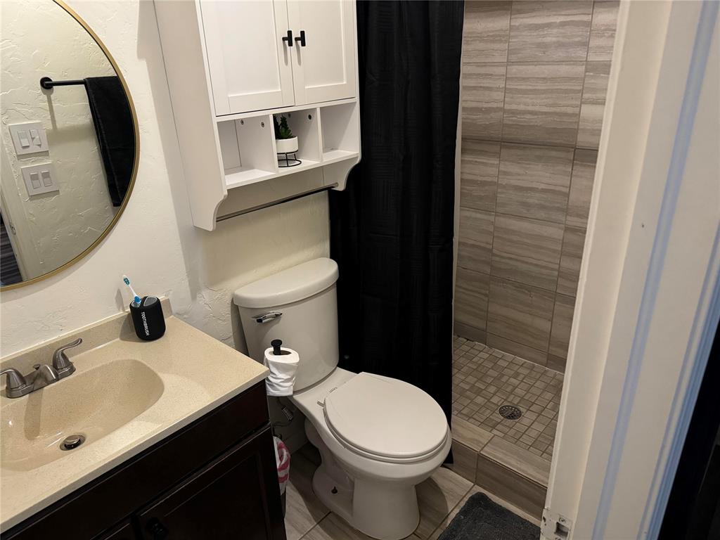1244772 Property Photo 12