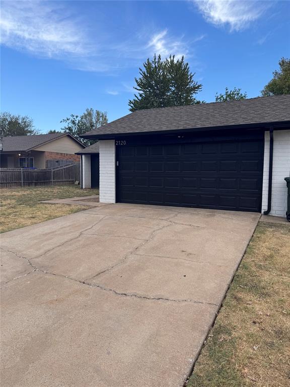 2120 Bois De Arc Circle Property Photo 3