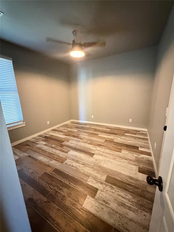 2040 S May Avenue Property Photo 17