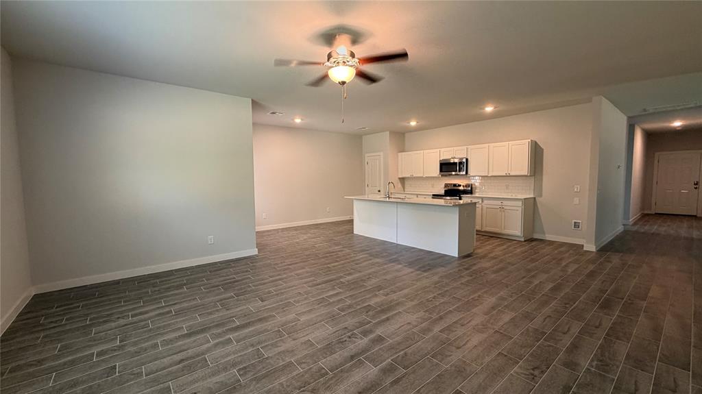 17860 Lantana Loop Property Photo 3