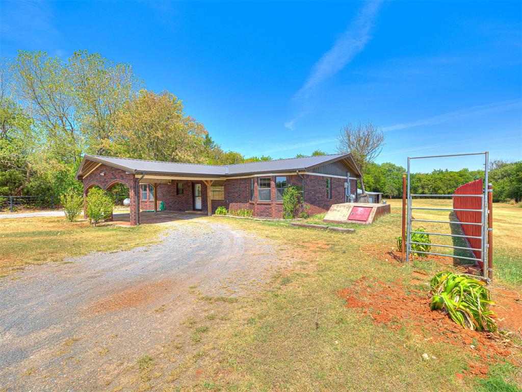 245 E Riddle Road Property Photo 38