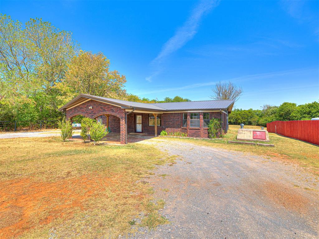 245 E Riddle Road Property Photo 39