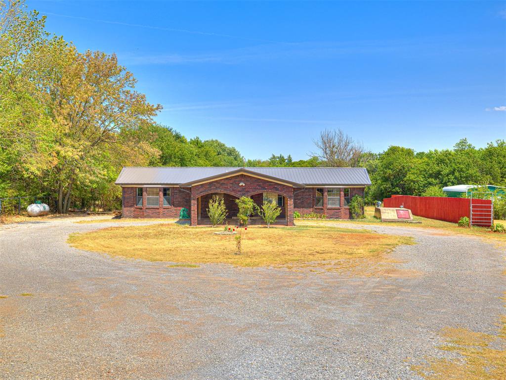 245 E Riddle Road Property Photo 42