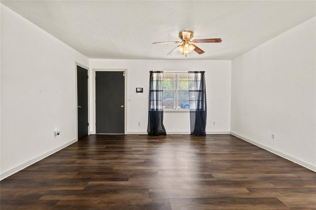 120 Ridgeline Drive Property Photo 4