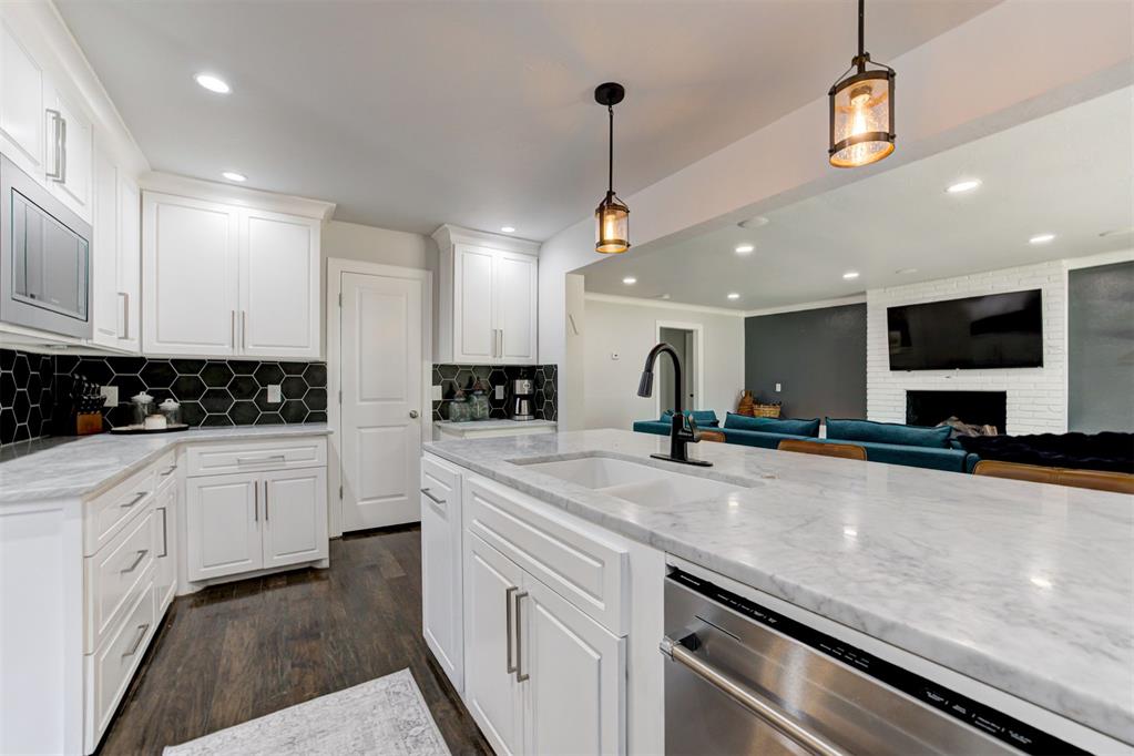 11404 Leaning Elm Road Property Photo 19