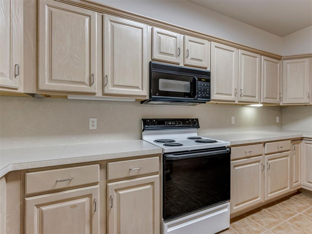 1912 Nw 159th Place Property Photo 17