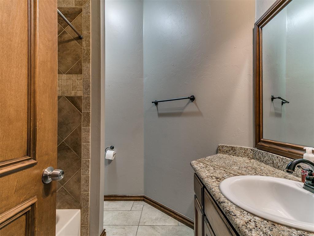 18228 Bridlington Drive Property Photo 12