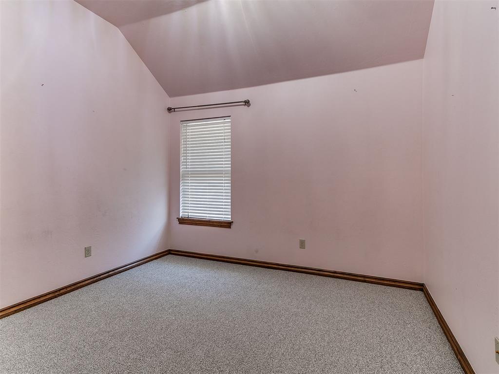18228 Bridlington Drive Property Photo 16