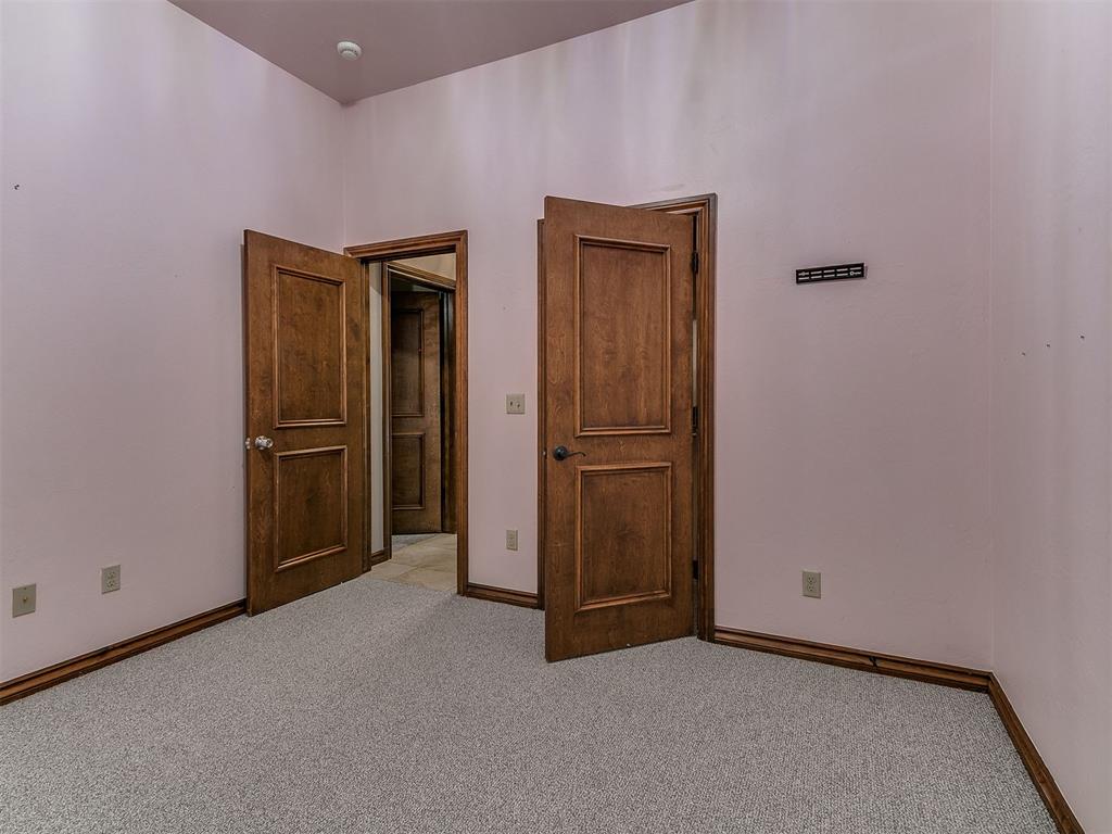 18228 Bridlington Drive Property Photo 17