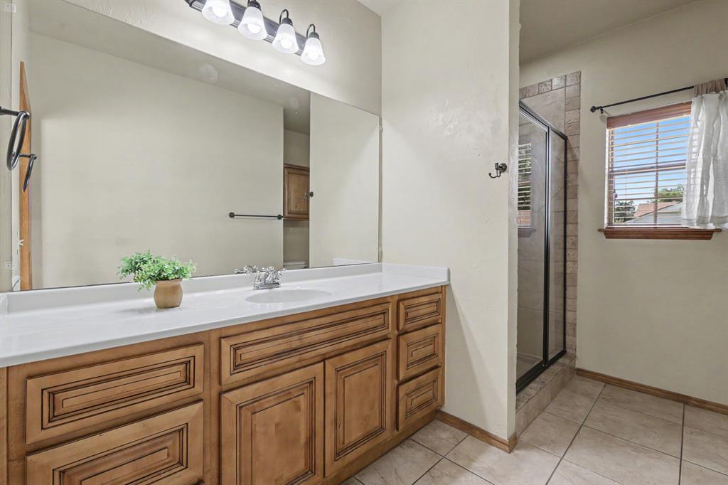 4201 Nw 54th Street Property Photo 20