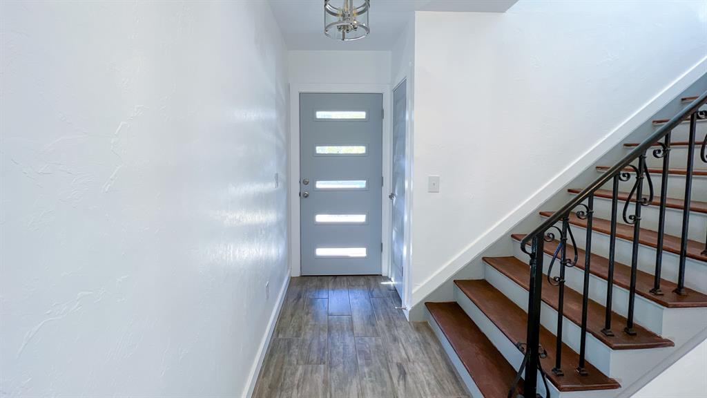3012 N Venice Boulevard Property Photo 5