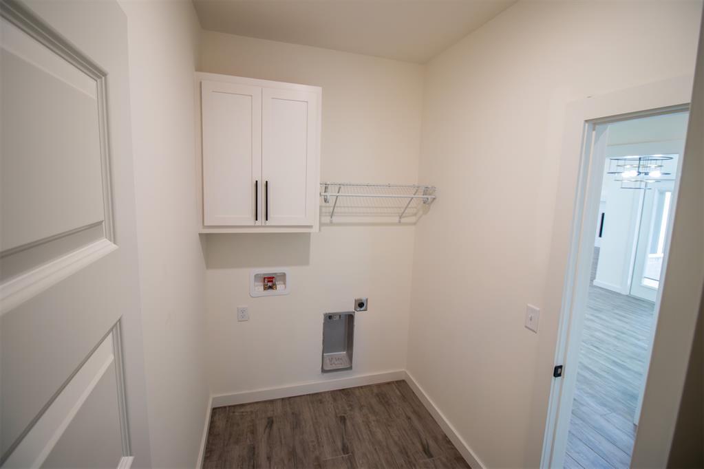 17584 Salma Road Property Photo 24