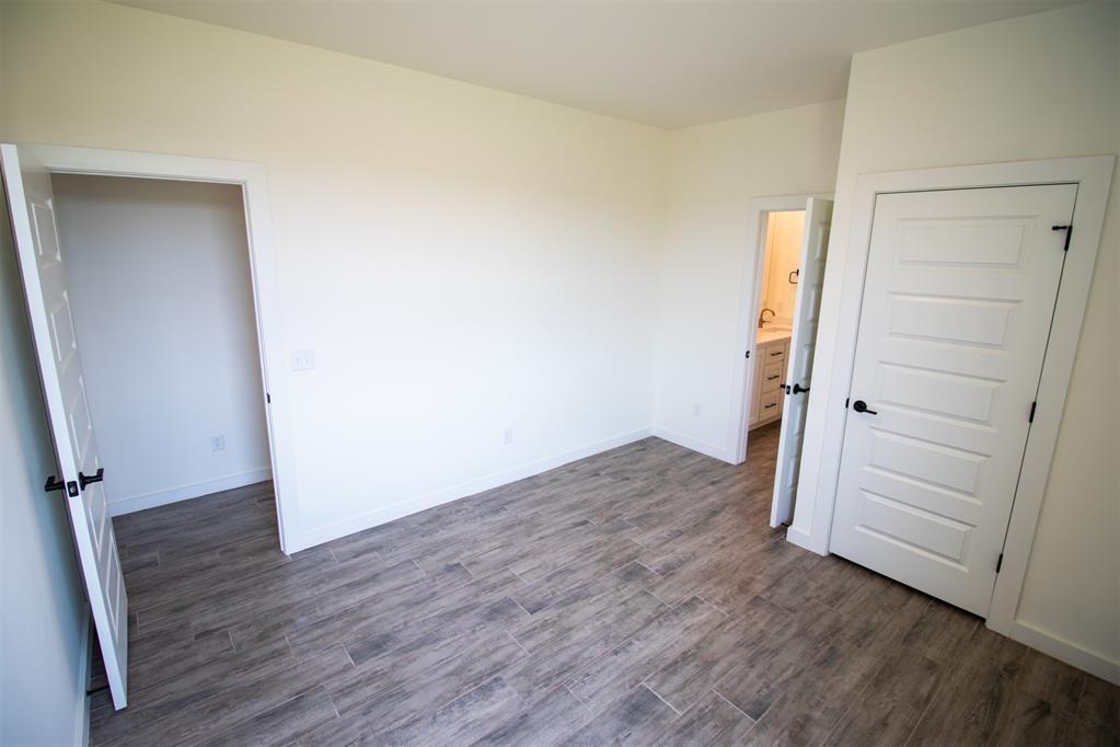 17584 Salma Road Property Photo 12