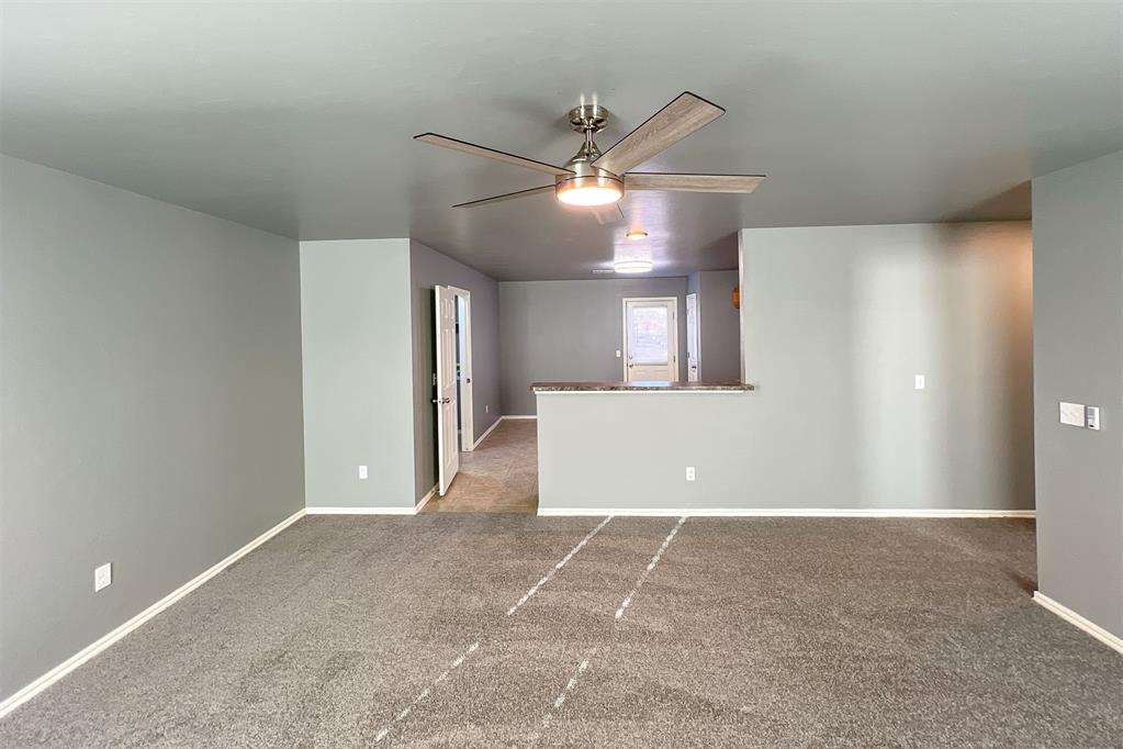 7802 Bennie Terrace Property Photo 5