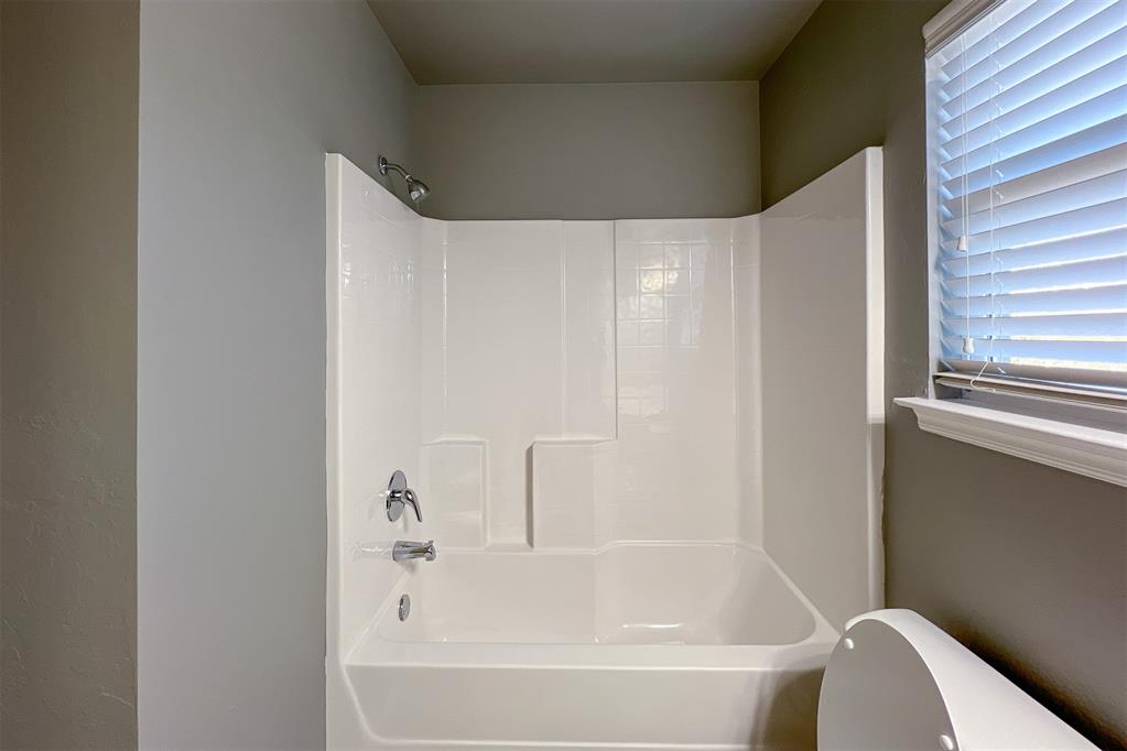 7802 Bennie Terrace Property Photo 14
