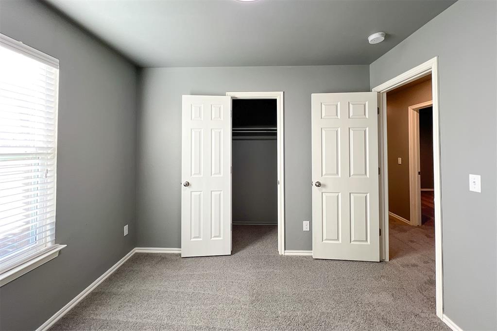 7802 Bennie Terrace Property Photo 12