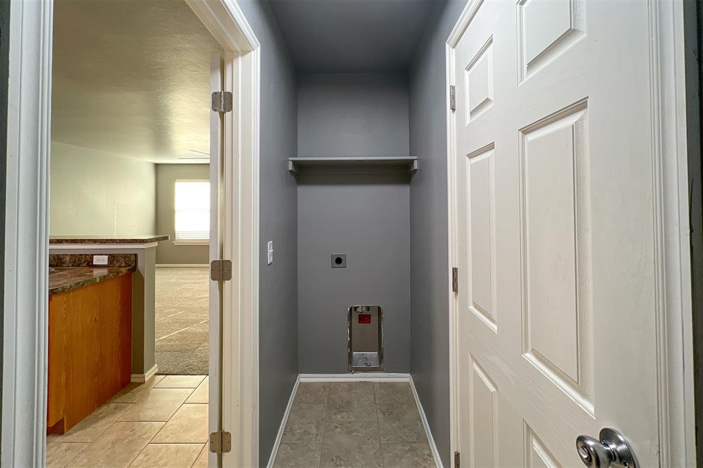 7802 Bennie Terrace Property Photo 20