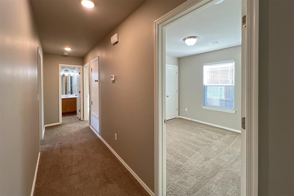 7804 Bennie Terrace Property Photo 6