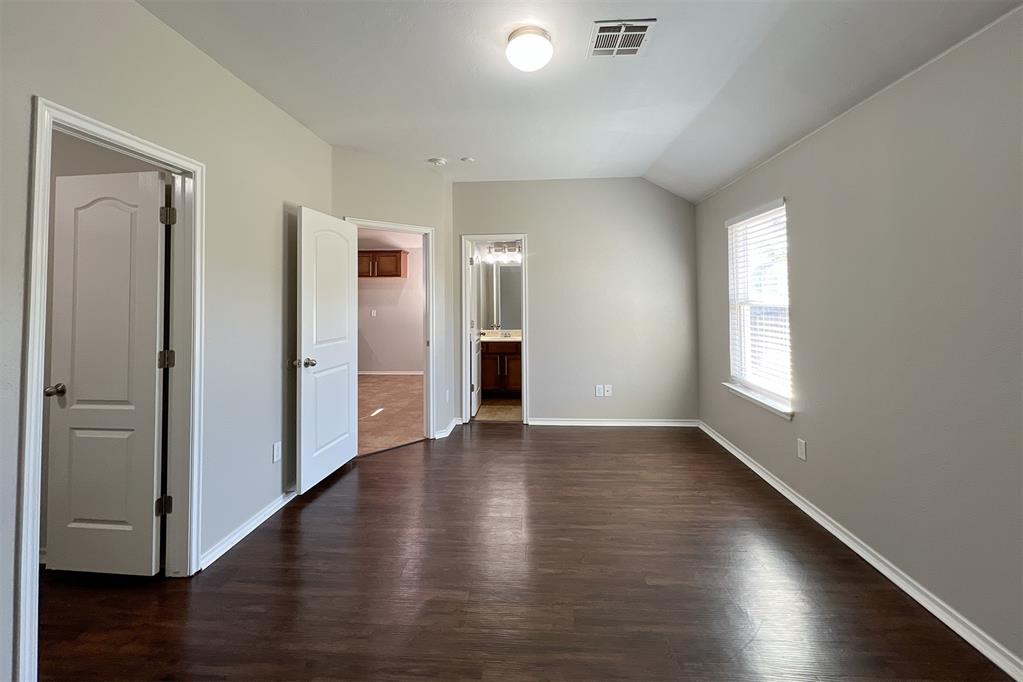 7719 Bennie Terrace Property Photo 8