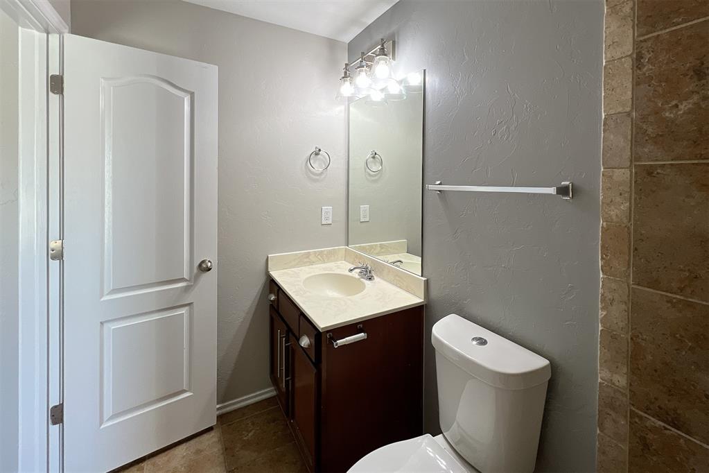 7719 Bennie Terrace Property Photo 10