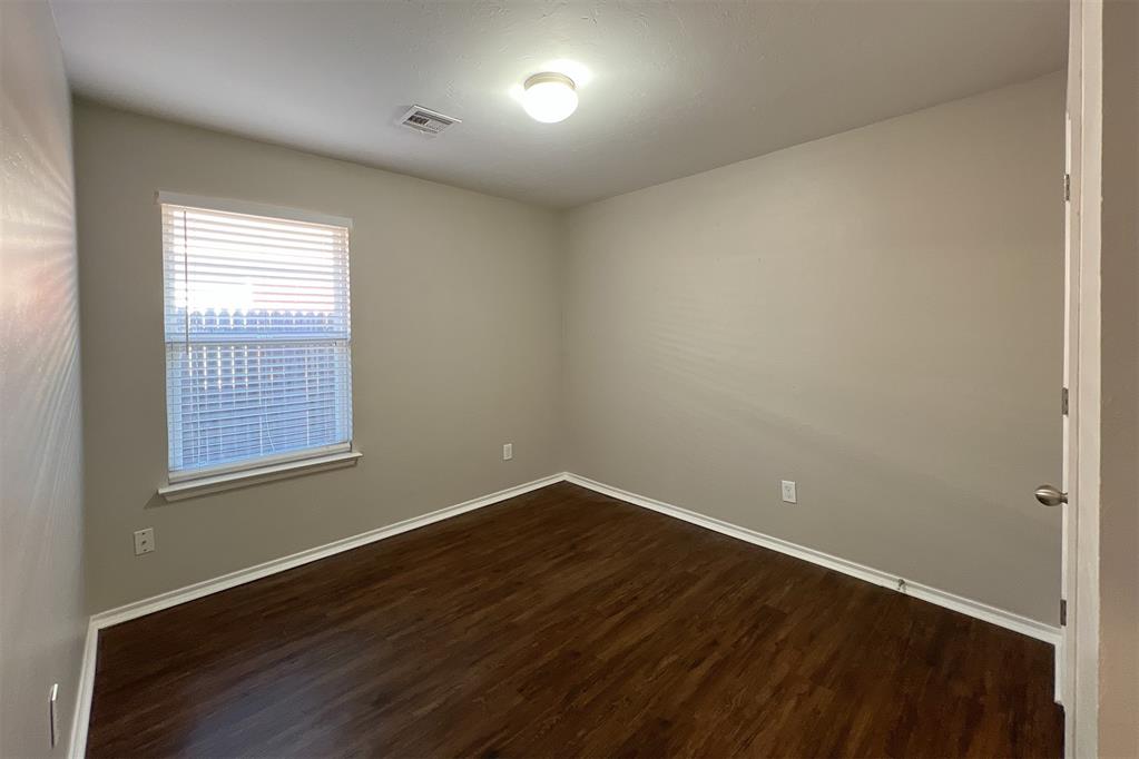 7719 Bennie Terrace Property Photo 11