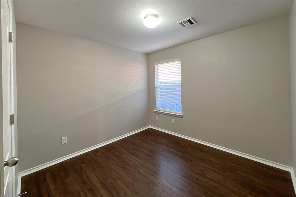 7719 Bennie Terrace Property Photo 15