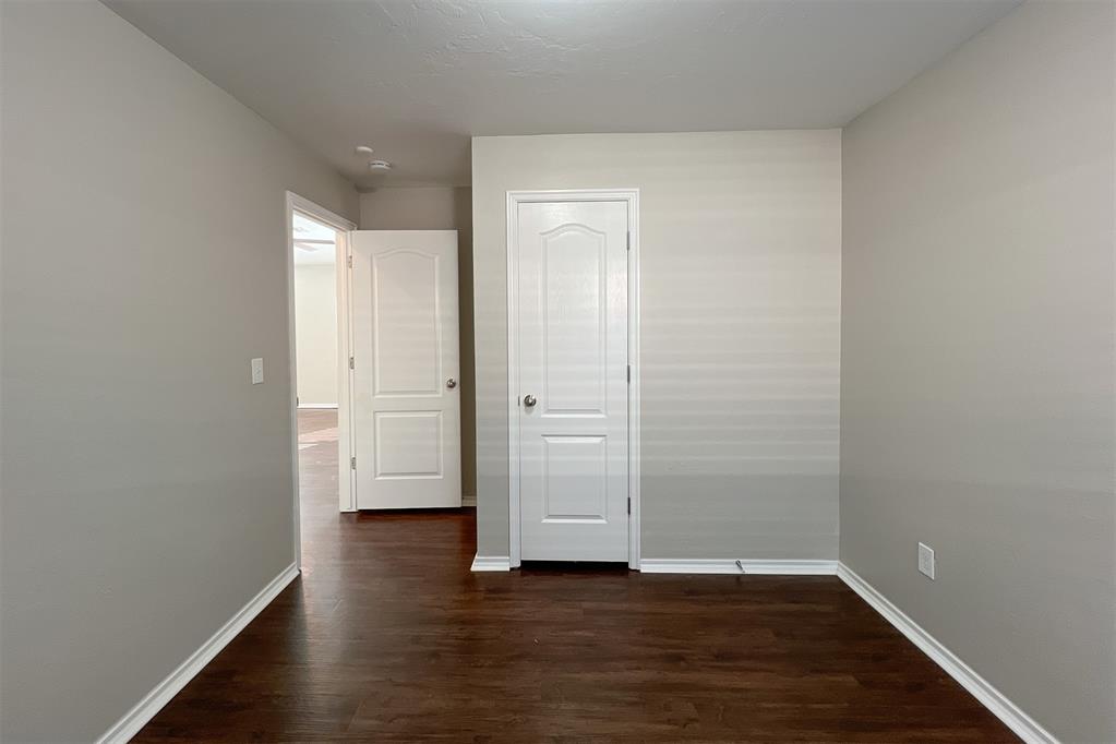 7719 Bennie Terrace Property Photo 16