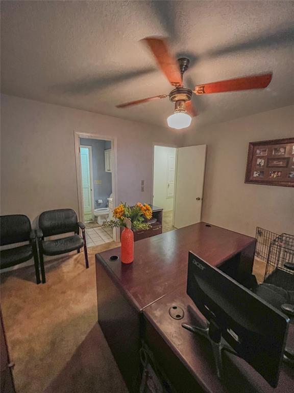 3401 Carriage Way Property Photo 25
