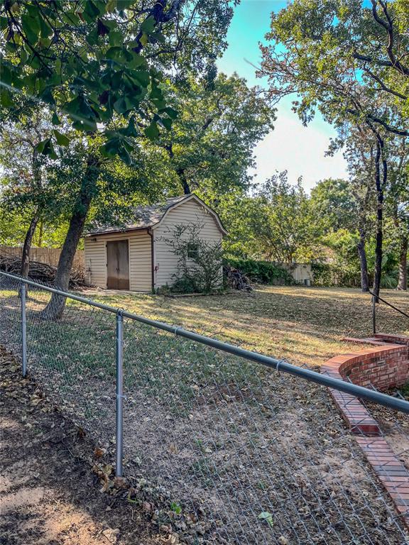 3401 Carriage Way Property Photo 32