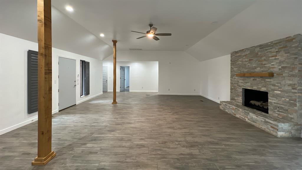 12510 Maple Ridge Road Property Photo 9