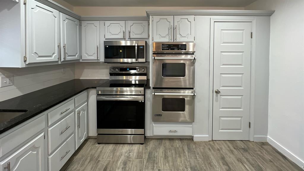 12510 Maple Ridge Road Property Photo 14