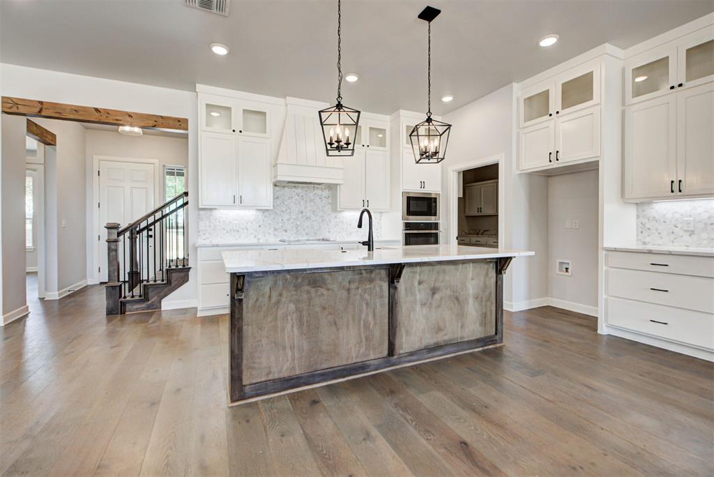 17123 240th Street Property Photo 12