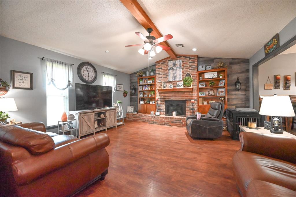 2303 Farris Place Property Photo 4