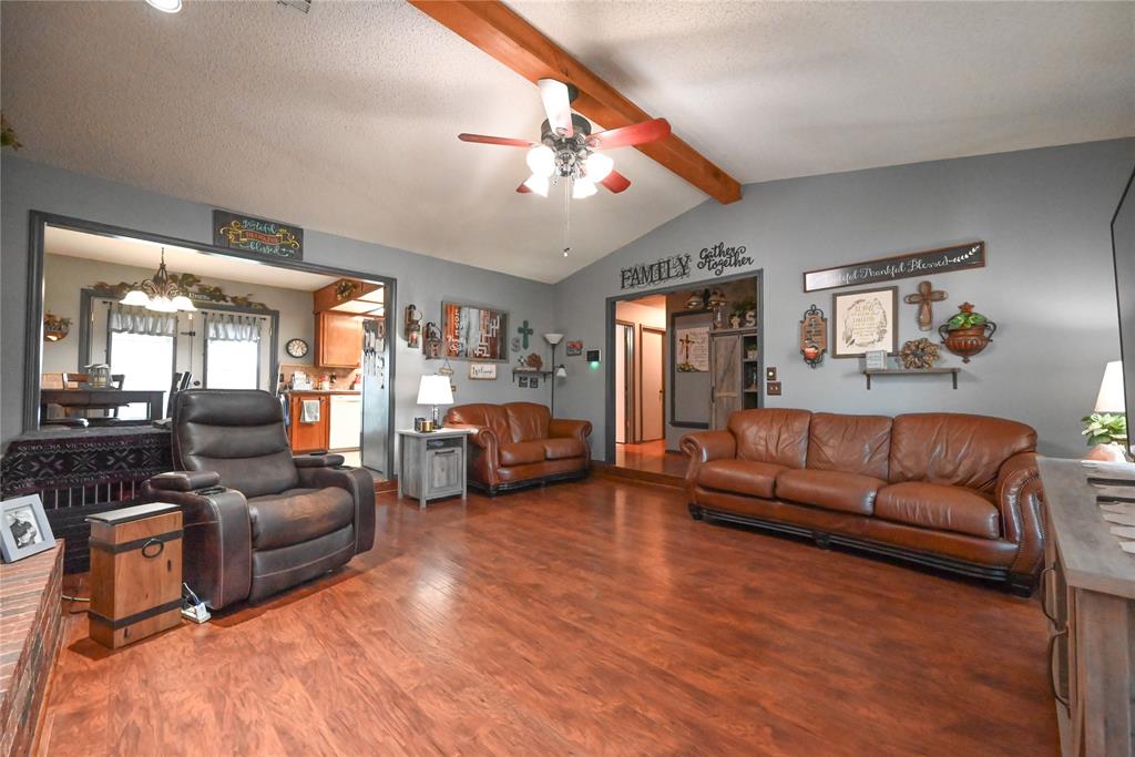 2303 Farris Place Property Photo 6