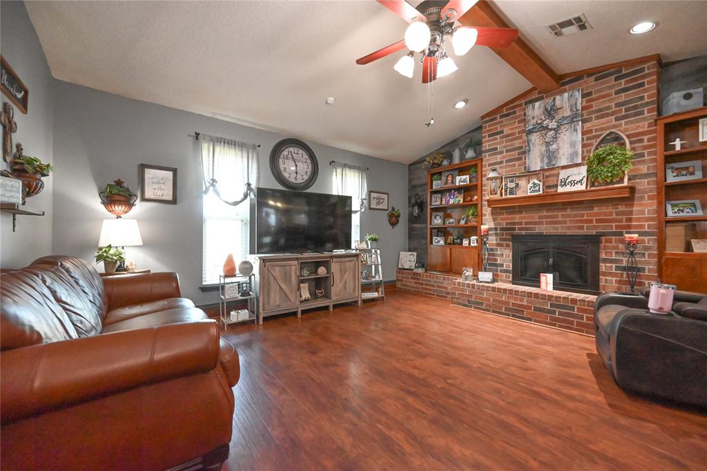 2303 Farris Place Property Photo 8
