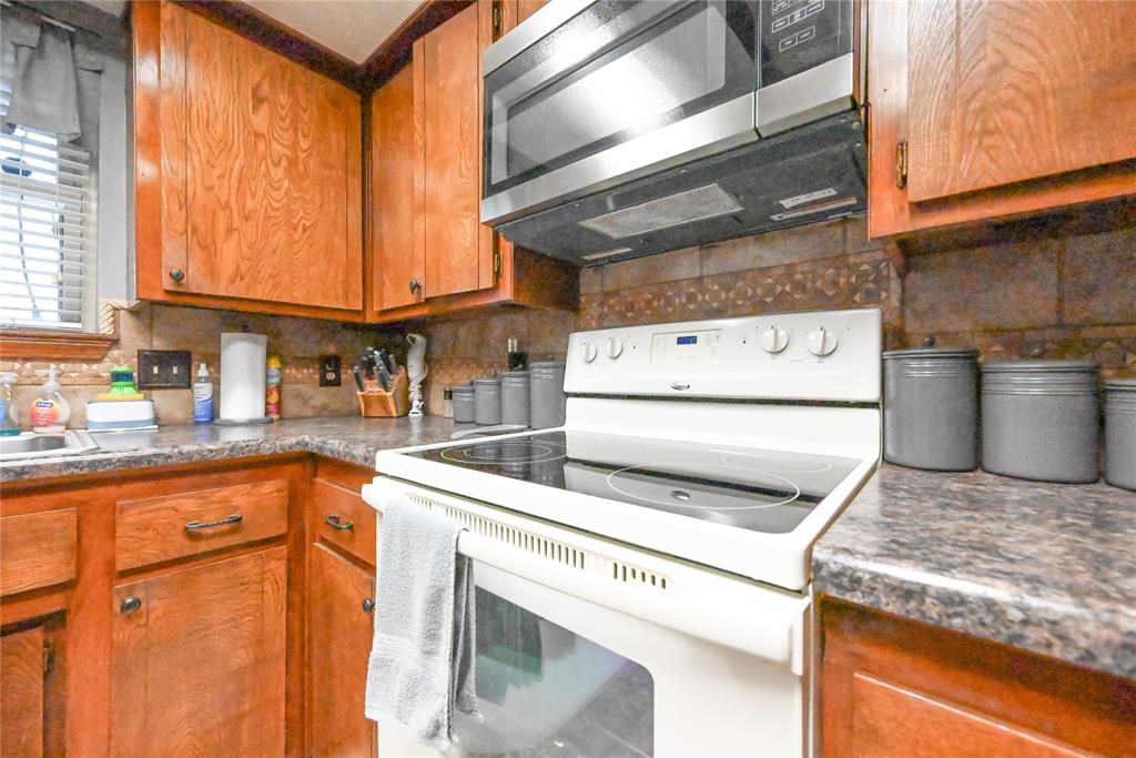 2303 Farris Place Property Photo 10