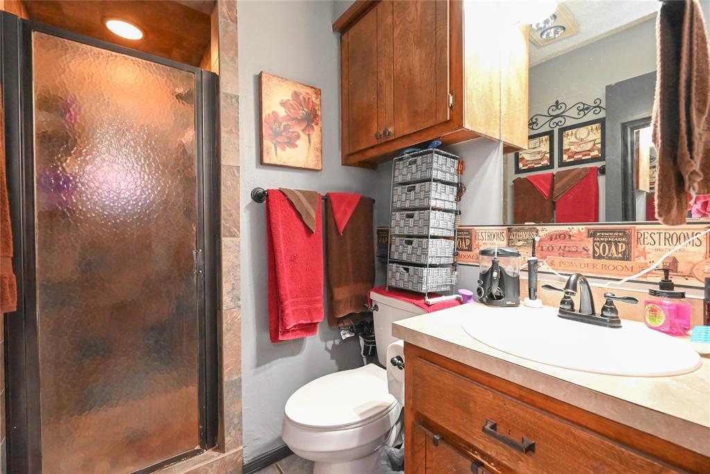 2303 Farris Place Property Photo 17